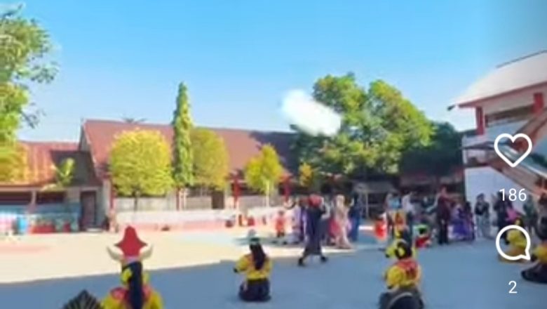 MPLS UPT SPF SMP Negeri 52 Makassar Tahun Ajaran 2026/2027 Berjalan Lancar, Kepala Sekolah Apresiasi Penampilan Siswa Berbusana Adat