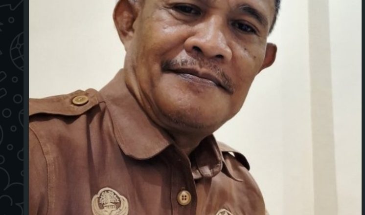 Kepala SMKN 2 Makassar Mansyur S. Pd. Tamu Adalah Raja, Pelayanan Publik Harus dengan Senyum.
